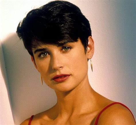 demi moore haircut short